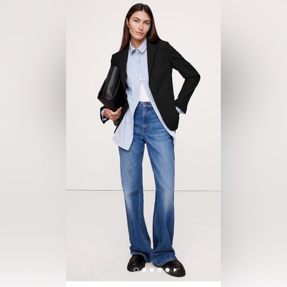 🖤🍌Black Banana Republic Wool size 12 Women’s Blazer. Gorgeous!